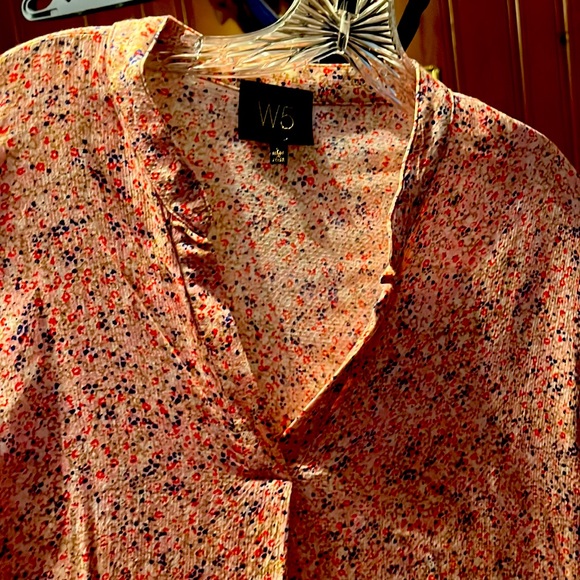 Multi-colored soft top size Large. Great for work - Picture 3 of 4